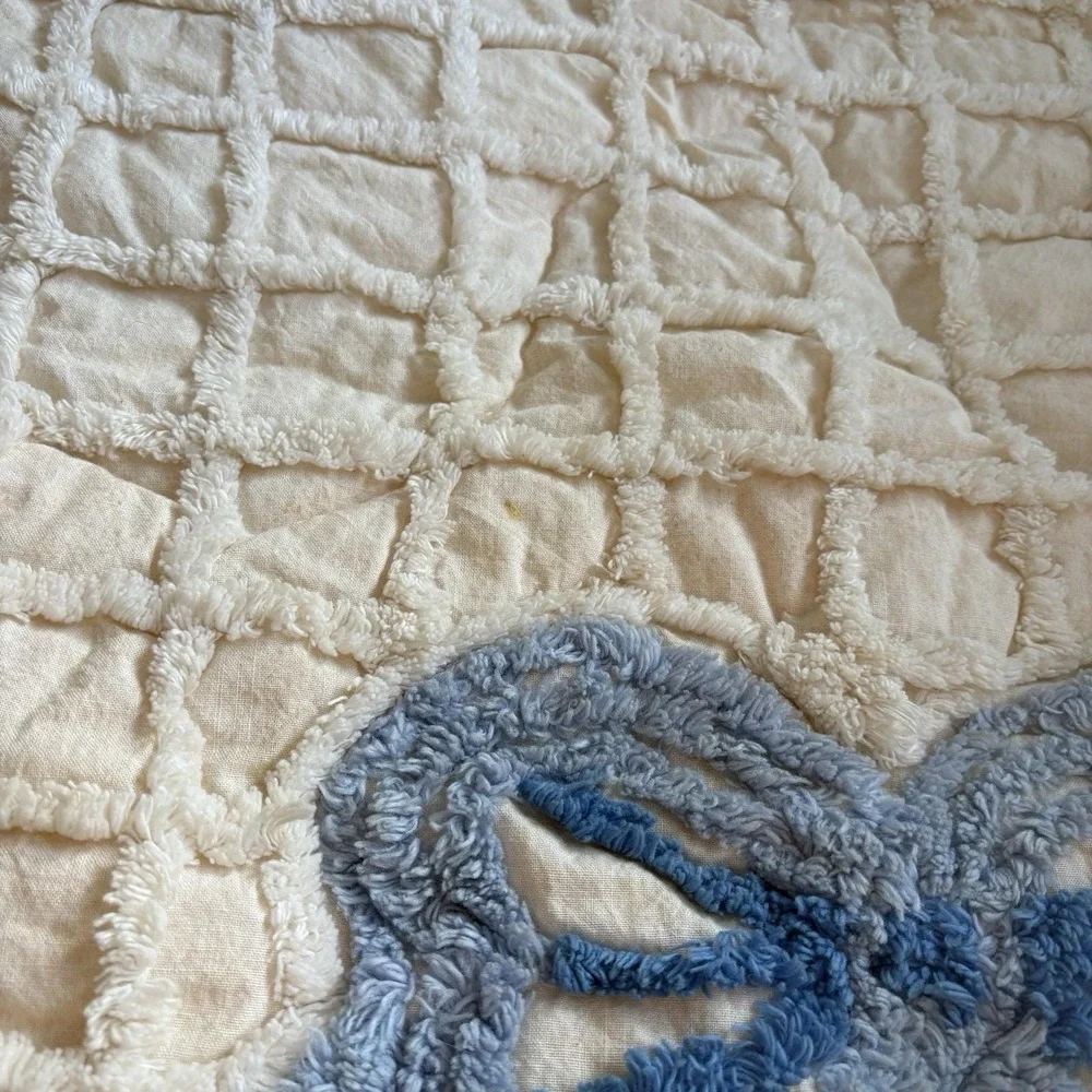 Vintage Chenille Flower Basket Small Throw Blanket 50x40